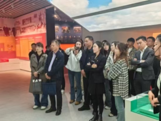 1760583989617945.jpg 589e13d3aff8caa818979d7ea3d085dd.jpg